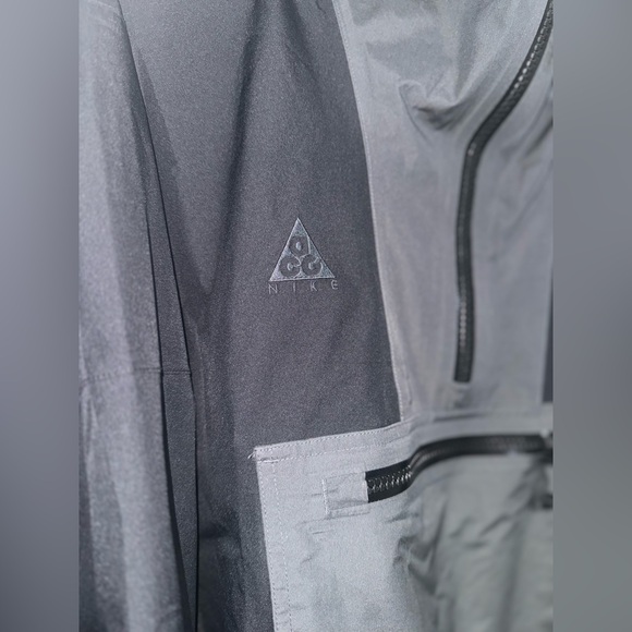 Nike Lab ACG GoreTex Paclite Rain Windbreaker Men Jacket Black Gray Size Medium - Picture 2 of 7